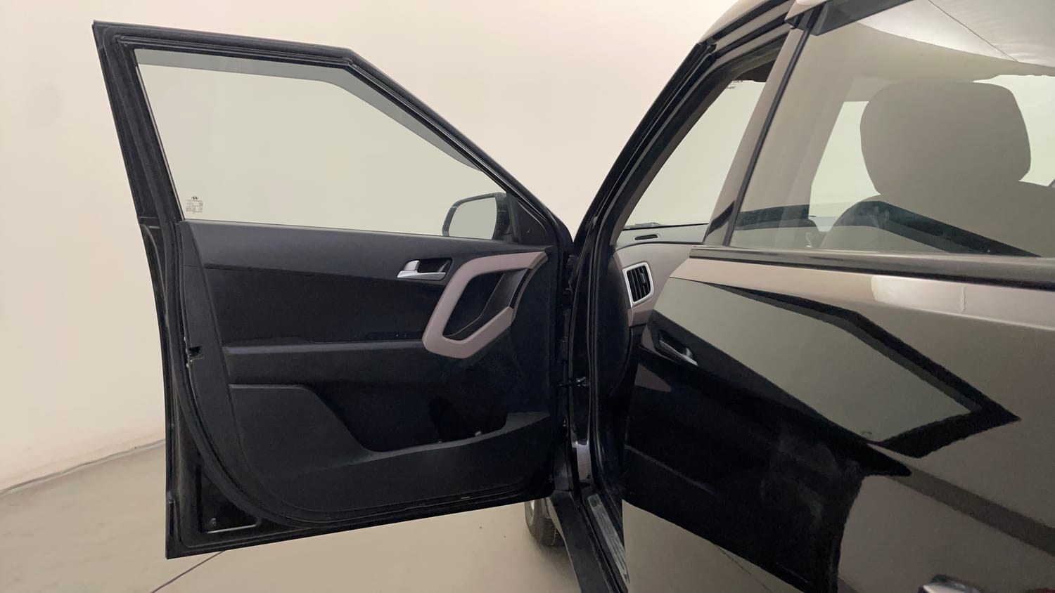 Used 2020 Hyundai Creta SX 1.6 Petrol Petrol Manual interior LEFT FRONT DOOR OPEN VIEW