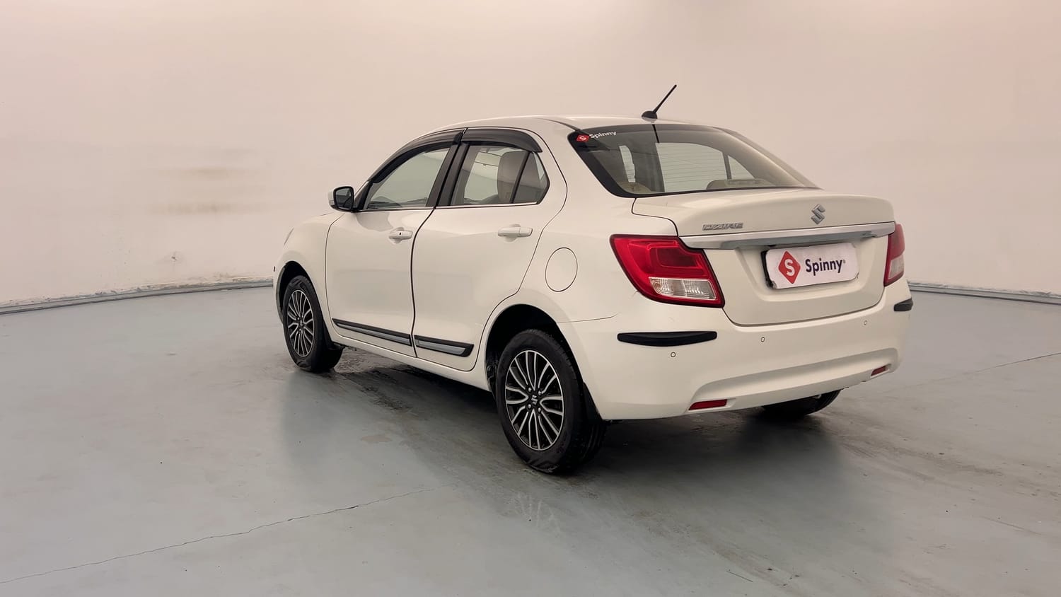 Used 2022 Maruti Suzuki Dzire ZXi Plus Petrol Manual exterior LEFT REAR CORNER VIEW