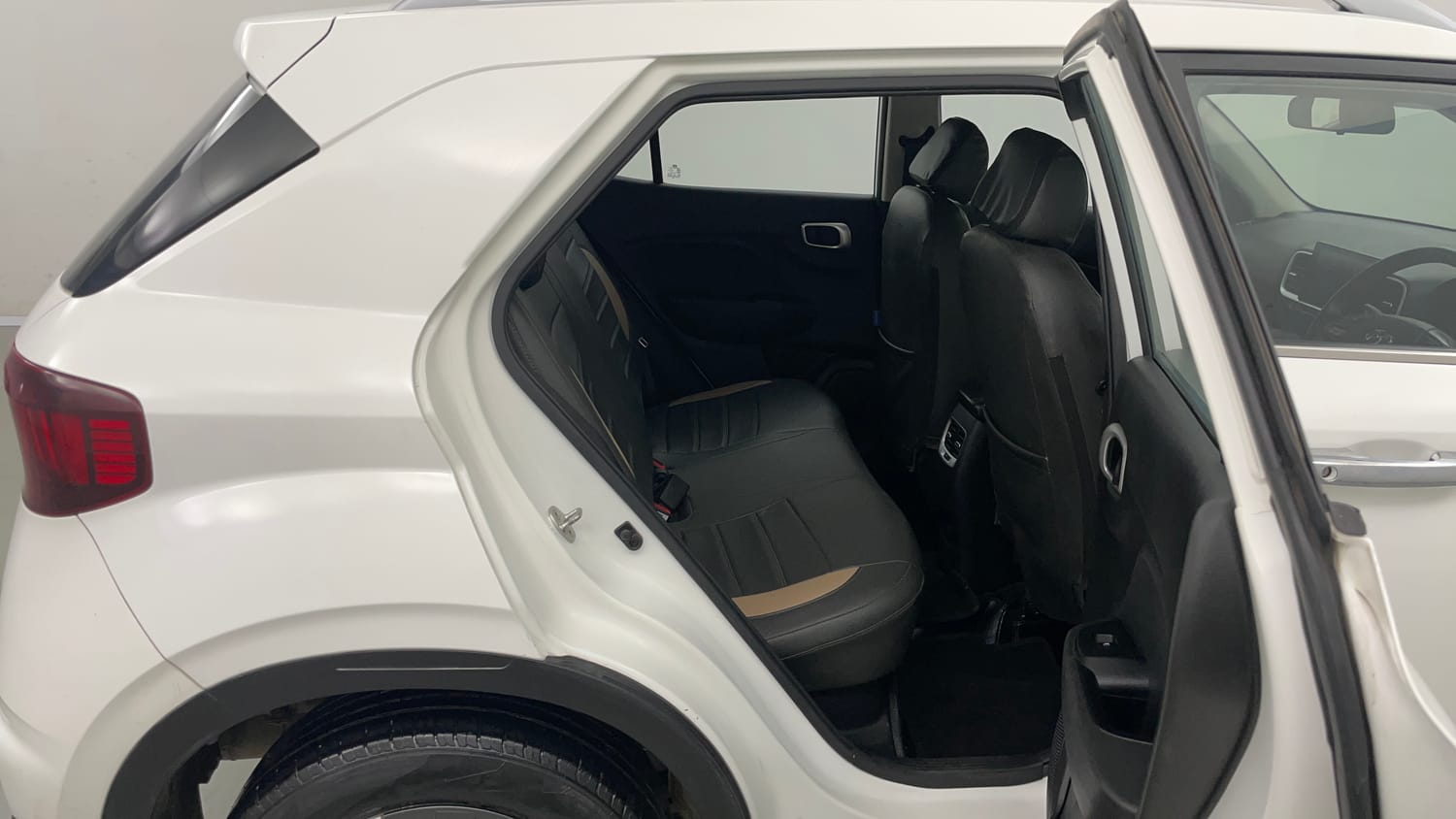Used 2022 Hyundai Venue SX 1.0 Turbo Petrol Manual interior RIGHT SIDE REAR DOOR CABIN VIEW