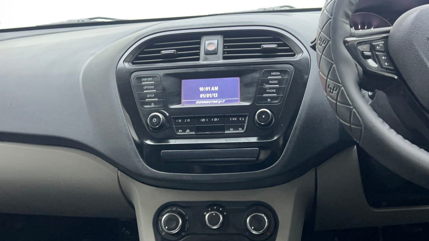 Used 2019 Tata Tiago Revotron XZA Petrol Automatic interior MUSIC SYSTEM & AC CONTROL VIEW