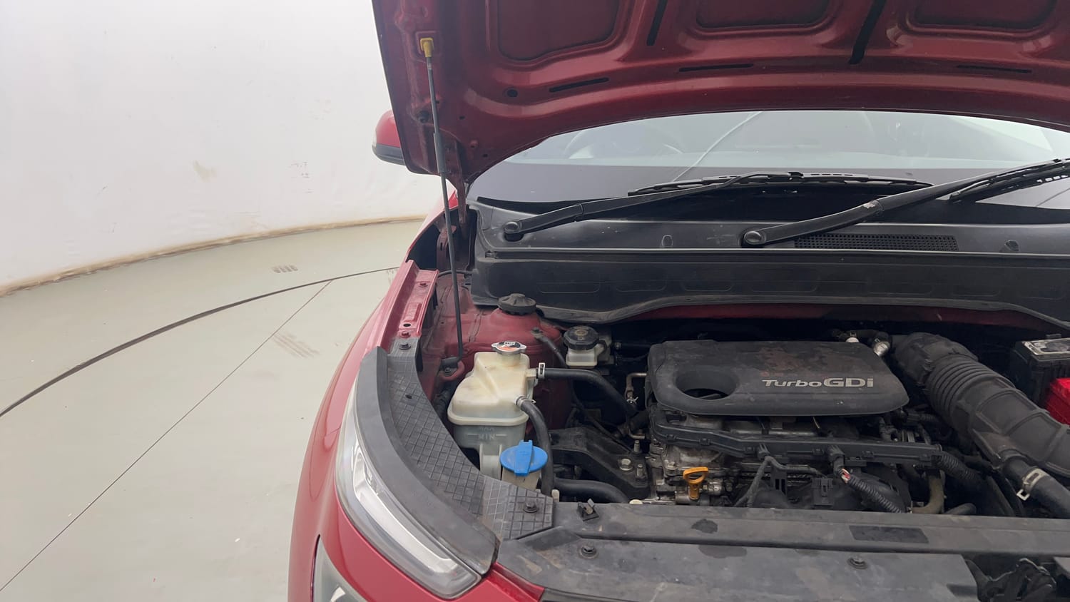 Used 2019 hyundai Venue SX 1.0 Turbo Petrol Petrol Manual engine ENGINE RIGHT SIDE HINGE & APRON VIEW