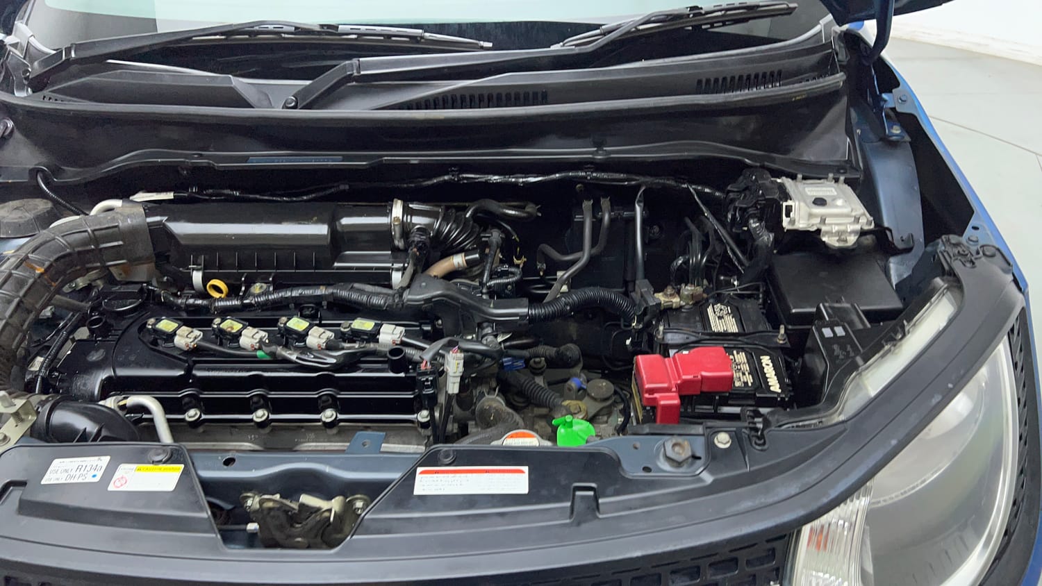 Used 2019 Maruti Suzuki Ignis Delta 1.2 MT Petrol Manual engine ENGINE LEFT SIDE VIEW