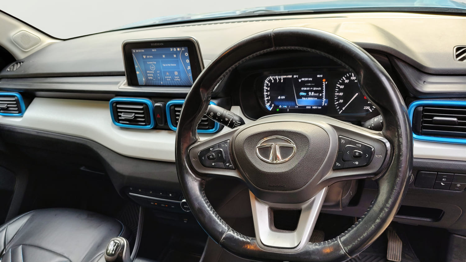 Used 2025 Tata Punch Creative Dual Tone Petrol Manual interior STEERING VIEW
