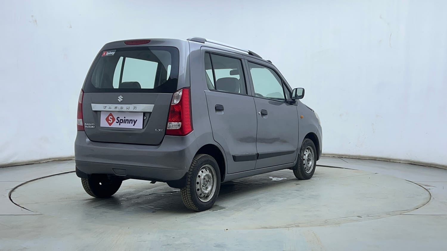 Used 2013 Maruti Suzuki Wagon R 1.0 LXI CNG (outside fitted) Cng Manual exterior RIGHT REAR CORNER VIEW
