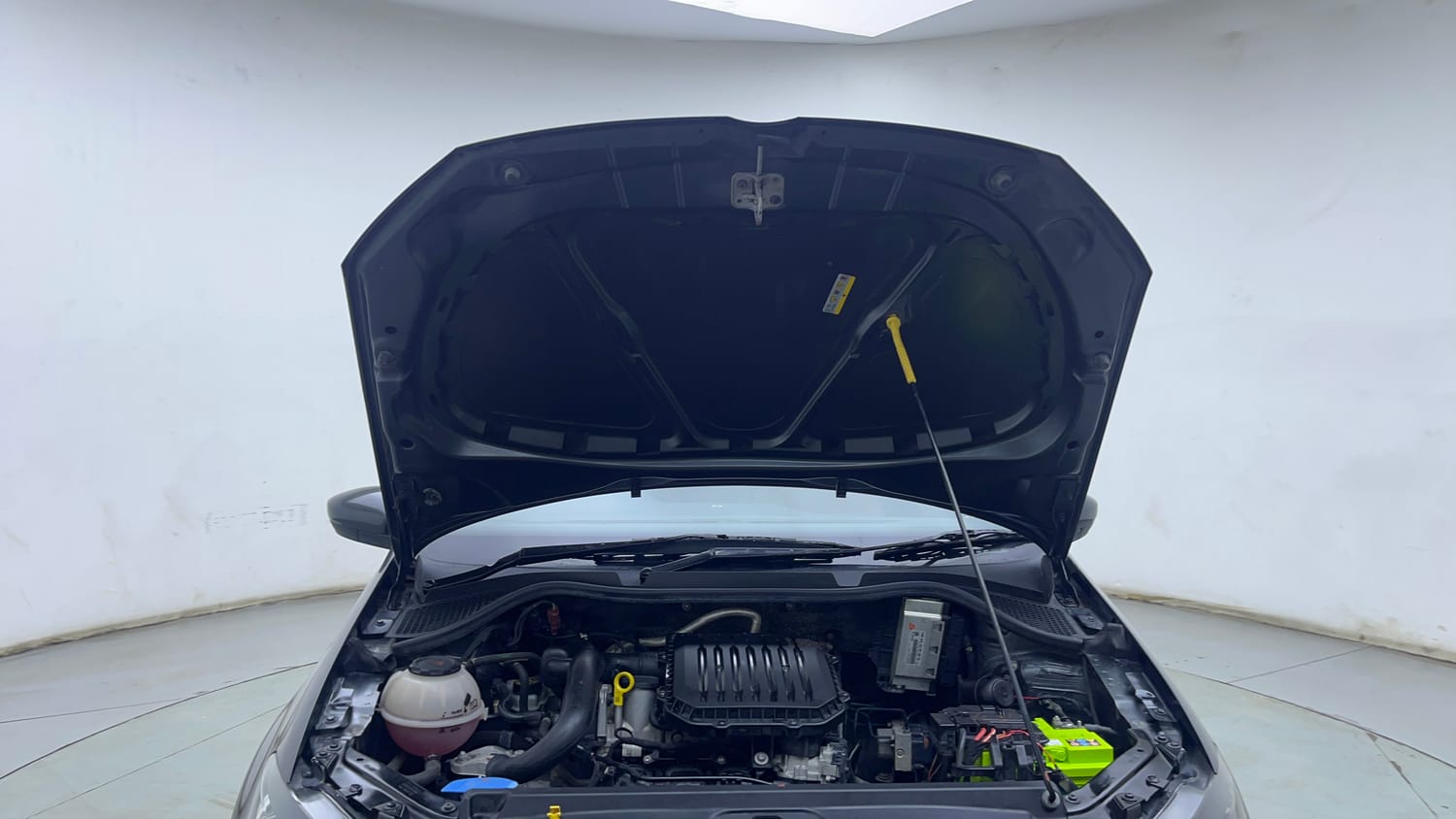 Used 2021 Volkswagen Polo Trendline 1.0L MPI Petrol Manual engine ENGINE & BONNET OPEN FRONT VIEW