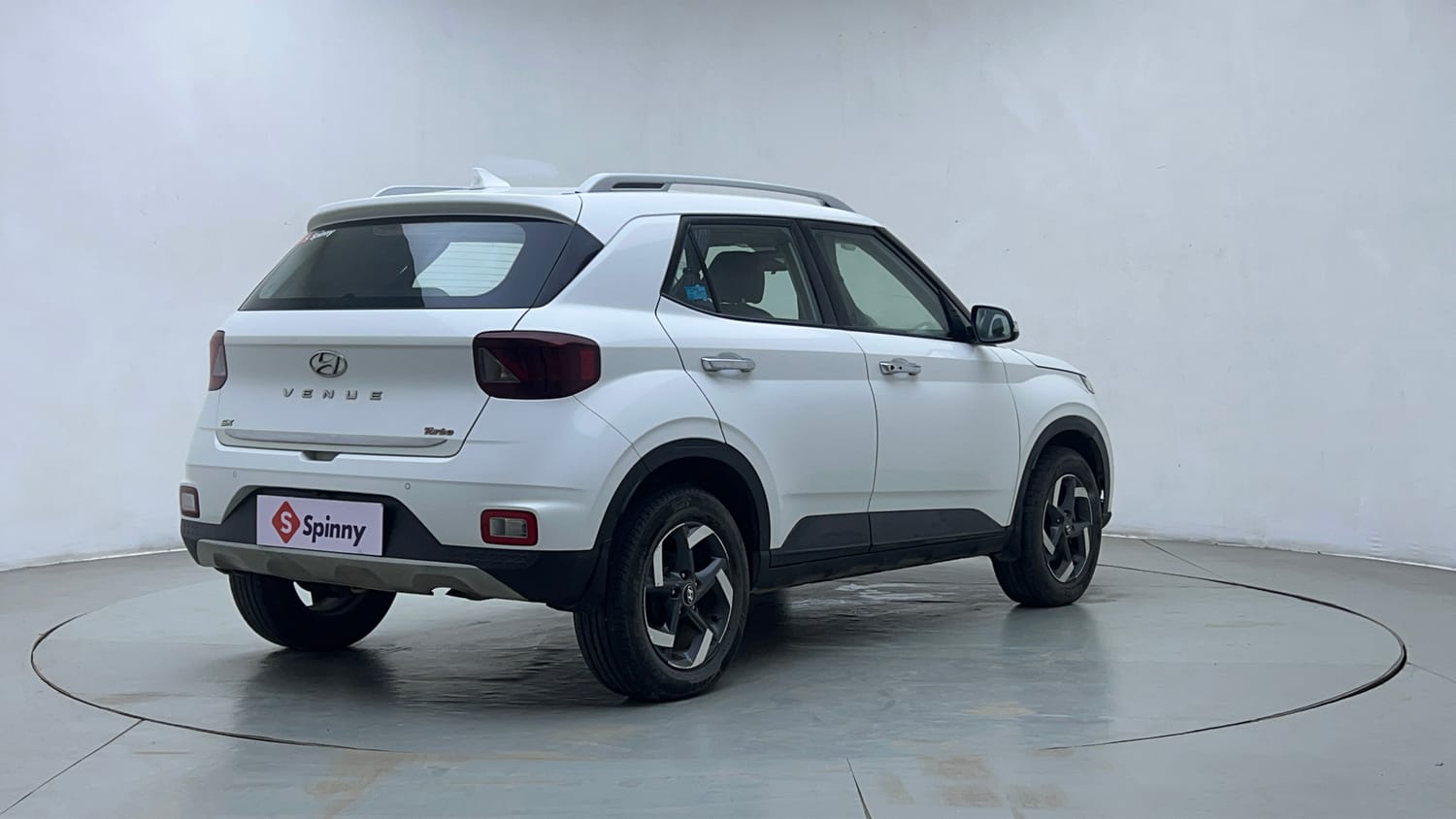 Used 2019 Hyundai Venue SX Plus 1.0 Turbo DCT Petrol Automatic exterior RIGHT REAR CORNER VIEW