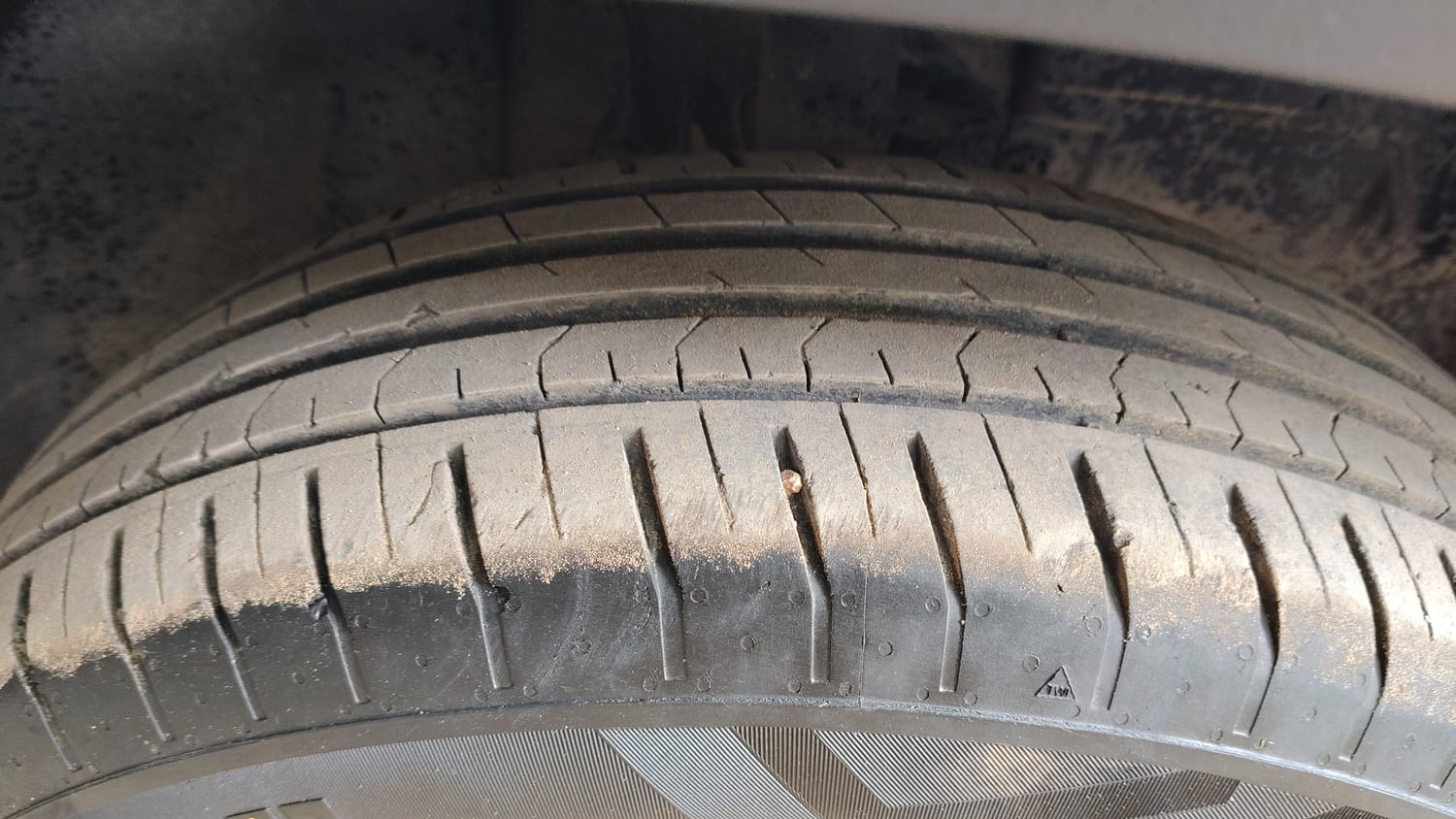 Used 2024 Tata Punch Adventure MT Petrol Manual tyres RIGHT FRONT TYRE TREAD VIEW