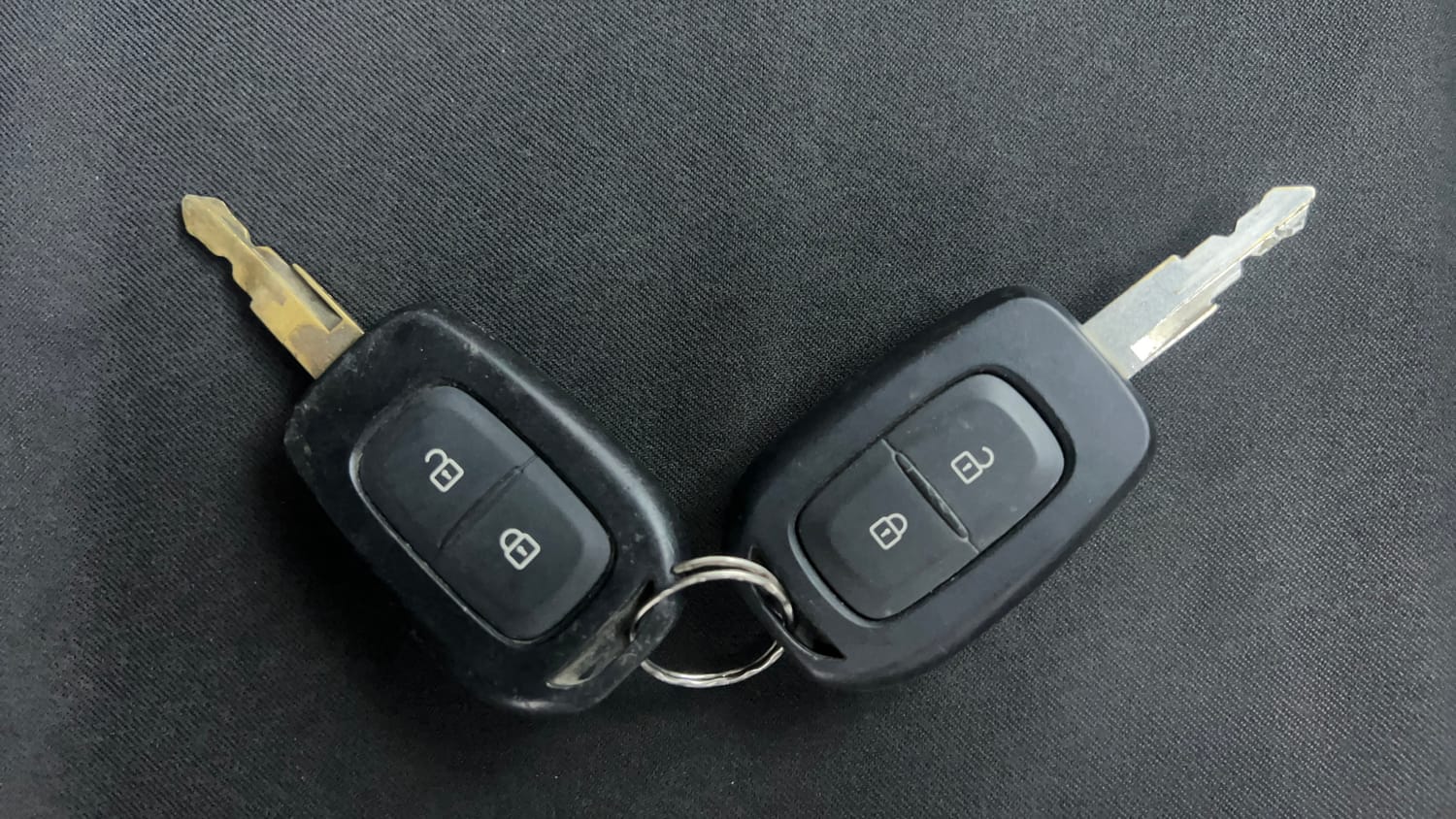 Used 2018 Renault Kwid CLIMBER 1.0 AMT Petrol Automatic extra CAR KEY VIEW