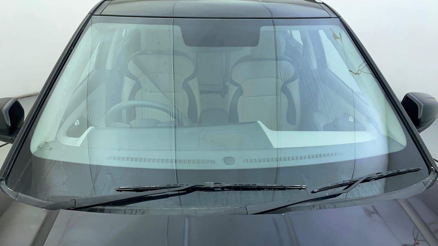 Used 2024 Hyundai Creta 1.5 MPi Petrol MT S Petrol Manual exterior FRONT WINDSHIELD VIEW