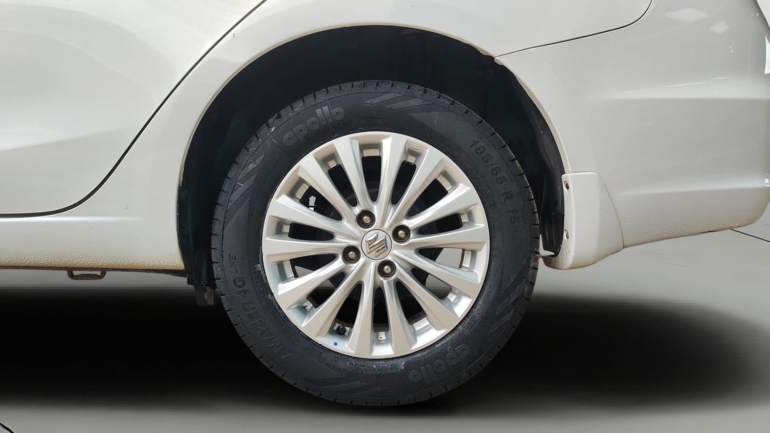 Used 2018 Maruti Suzuki Ciaz Zeta 1.4 MT Petrol Manual tyres LEFT REAR TYRE RIM VIEW