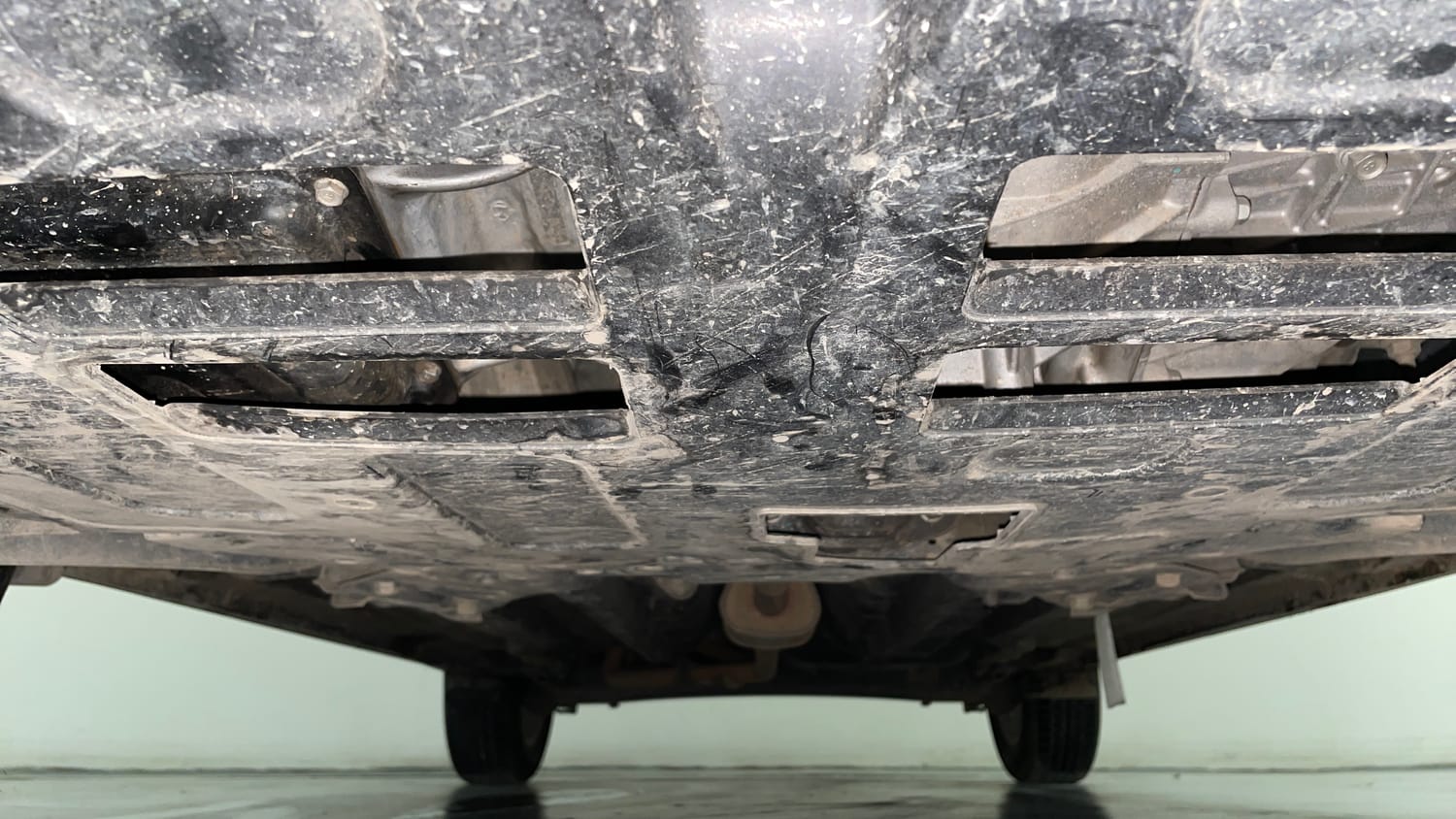 Used 2020 Hyundai Creta SX 1.6 Petrol Petrol Manual extra FRONT LEFT UNDERBODY VIEW