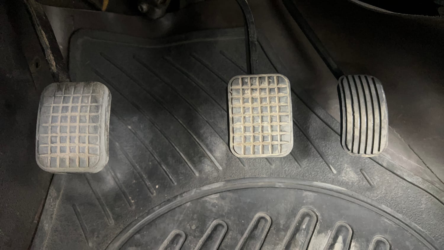 Used 2014 Tata Zest XMS Petrol Petrol Manual interior PEDALS VIEW