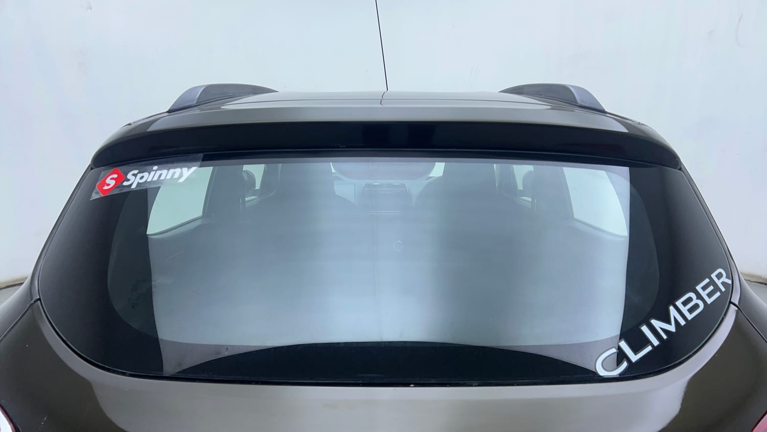 Used 2018 Renault Kwid CLIMBER 1.0 AMT Petrol Automatic exterior BACK WINDSHIELD VIEW