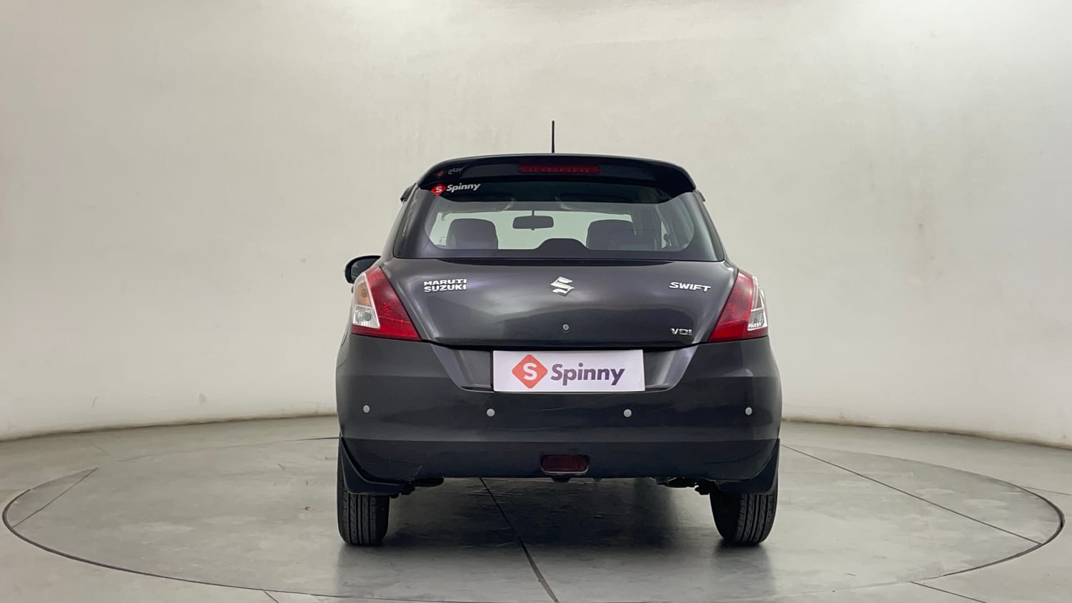 Used 2016 Maruti Suzuki Swift VDi (O) Diesel Manual exterior BACK VIEW