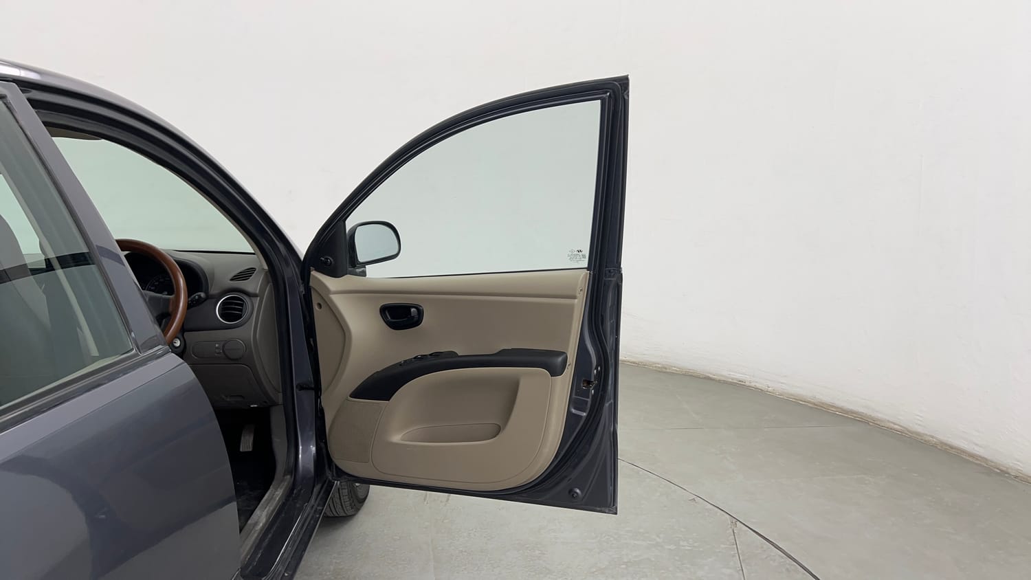 Used 2013 Hyundai i10 Magna 1.1 iRDE2 Petrol Manual interior RIGHT FRONT DOOR OPEN VIEW