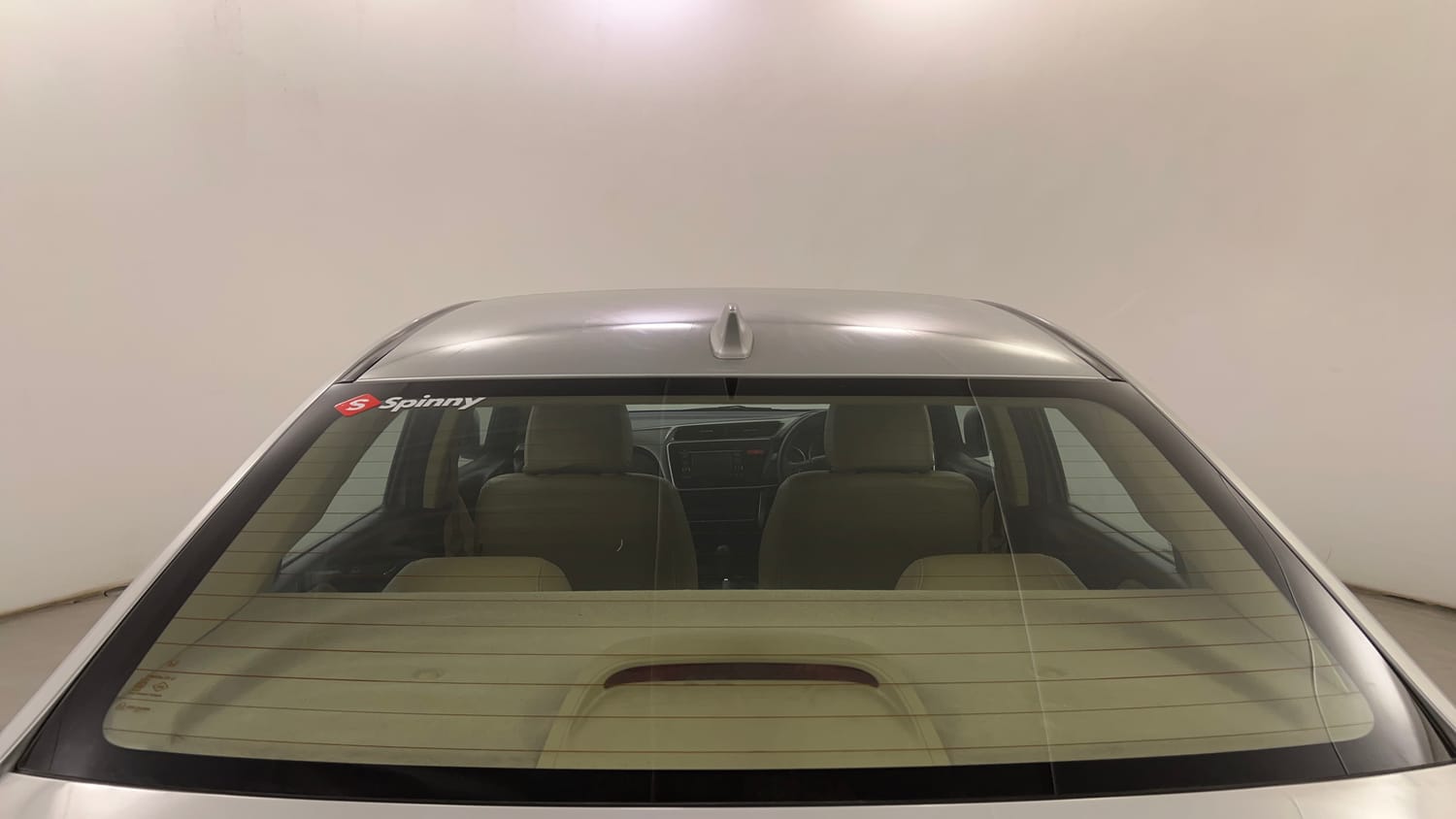 Used 2016 Honda City V Petrol Manual exterior BACK WINDSHIELD VIEW