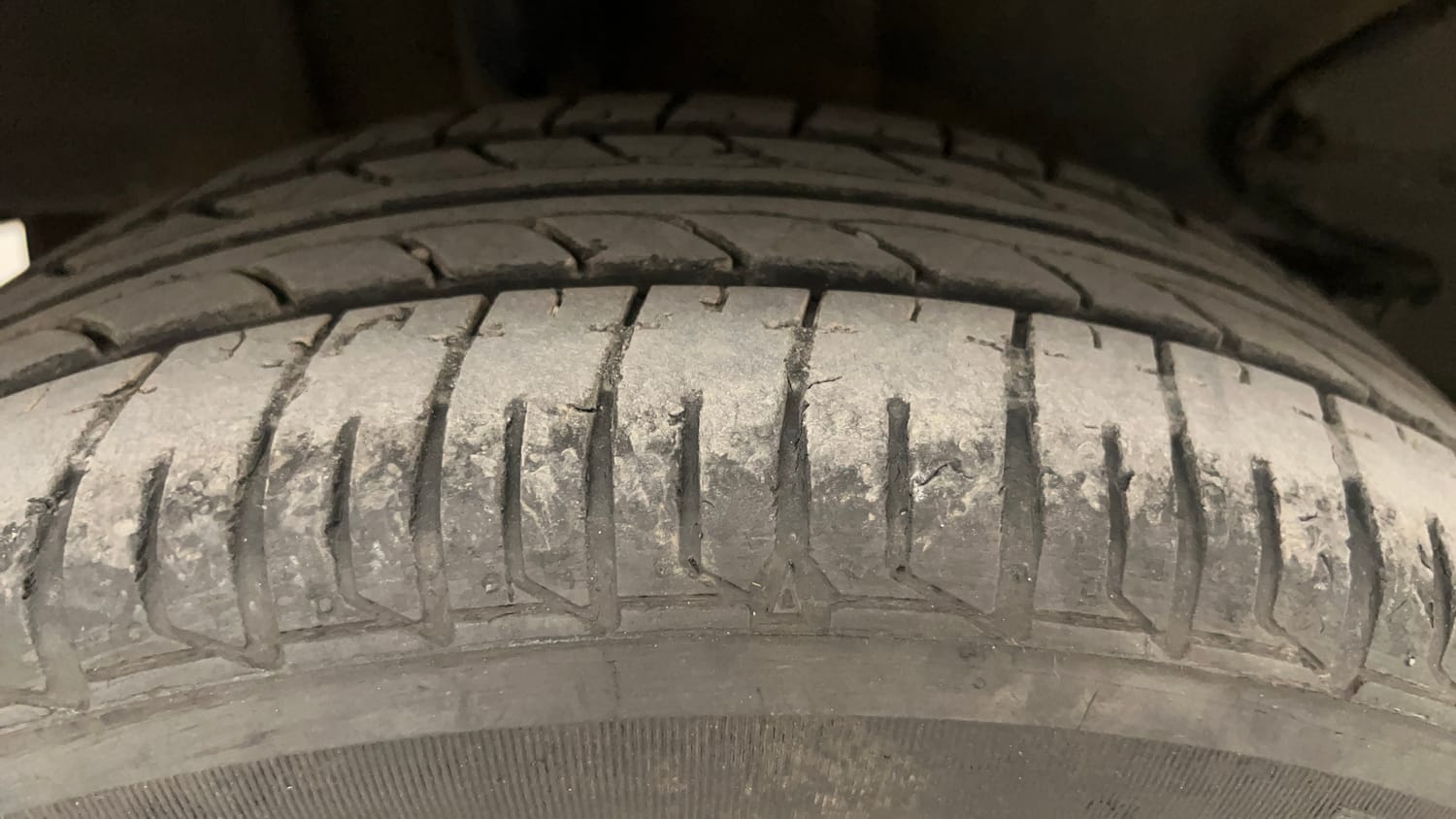 Used 2022 Tata Tiago XZ Plus CNG Cng Manual tyres RIGHT REAR TYRE TREAD VIEW