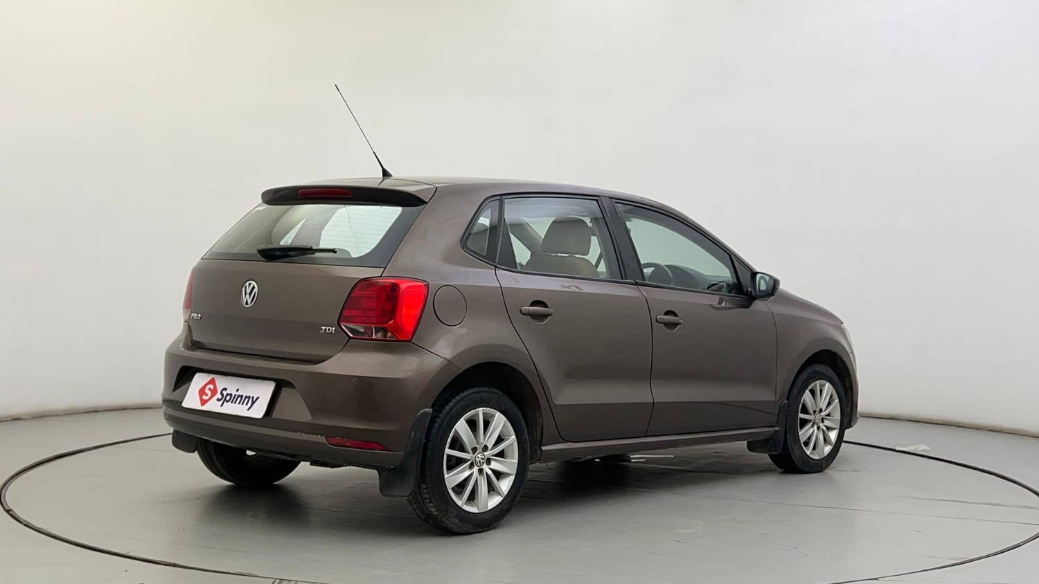 Used 2016 Volkswagen Polo Highline1.5L (D) Diesel Manual exterior RIGHT REAR CORNER VIEW