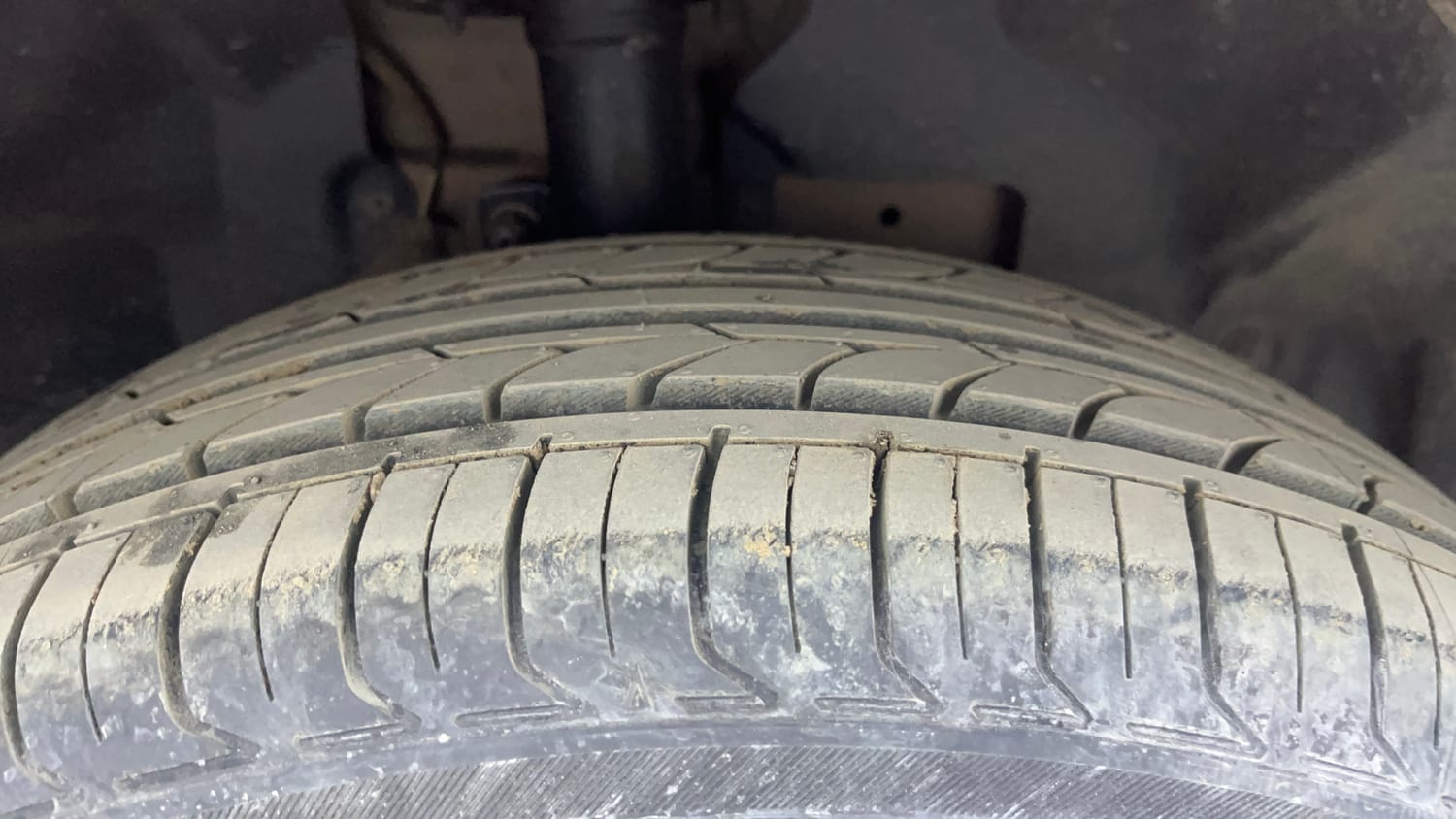 Used 2018 Ford EcoSport Titanium 1.5L Ti-VCT Petrol Manual tyres RIGHT FRONT TYRE TREAD VIEW