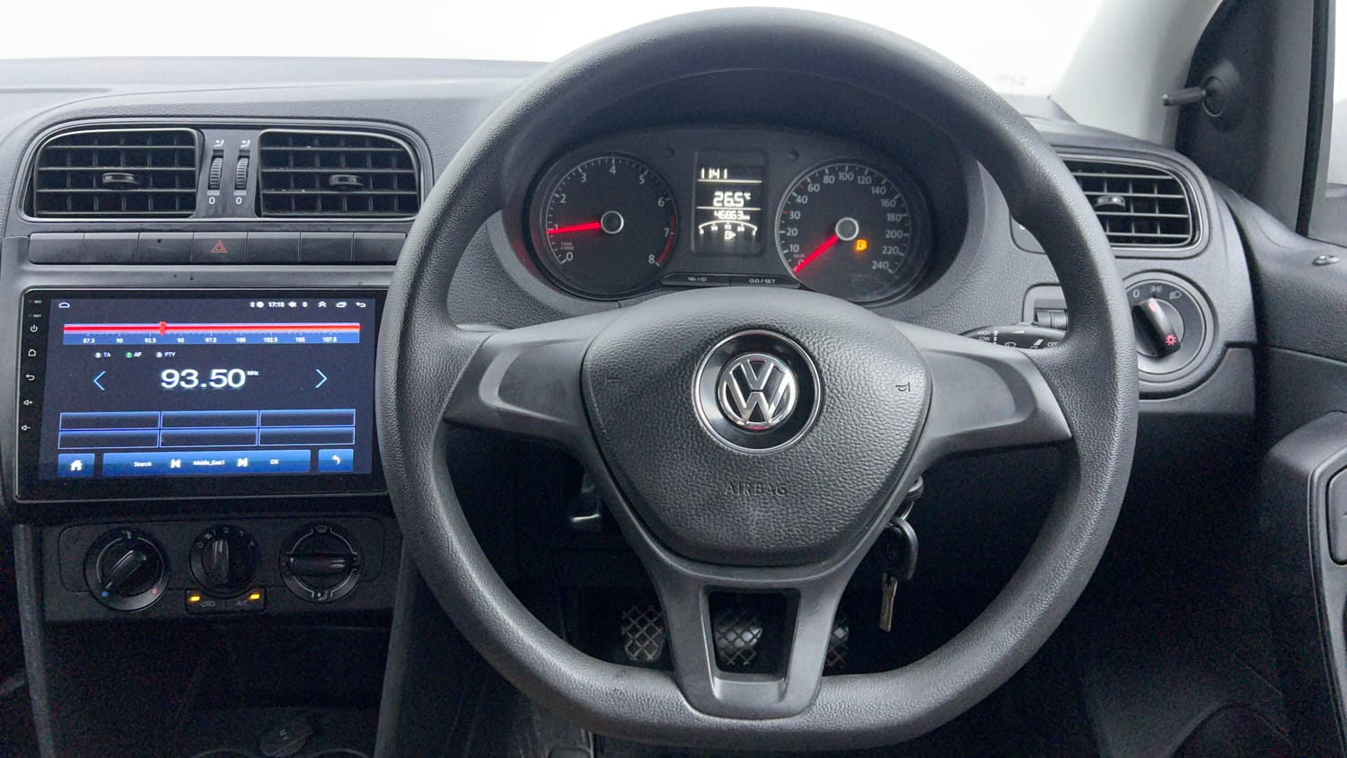 Used 2022 Volkswagen Polo Trendline 1.0L MPI Petrol Manual interior STEERING VIEW