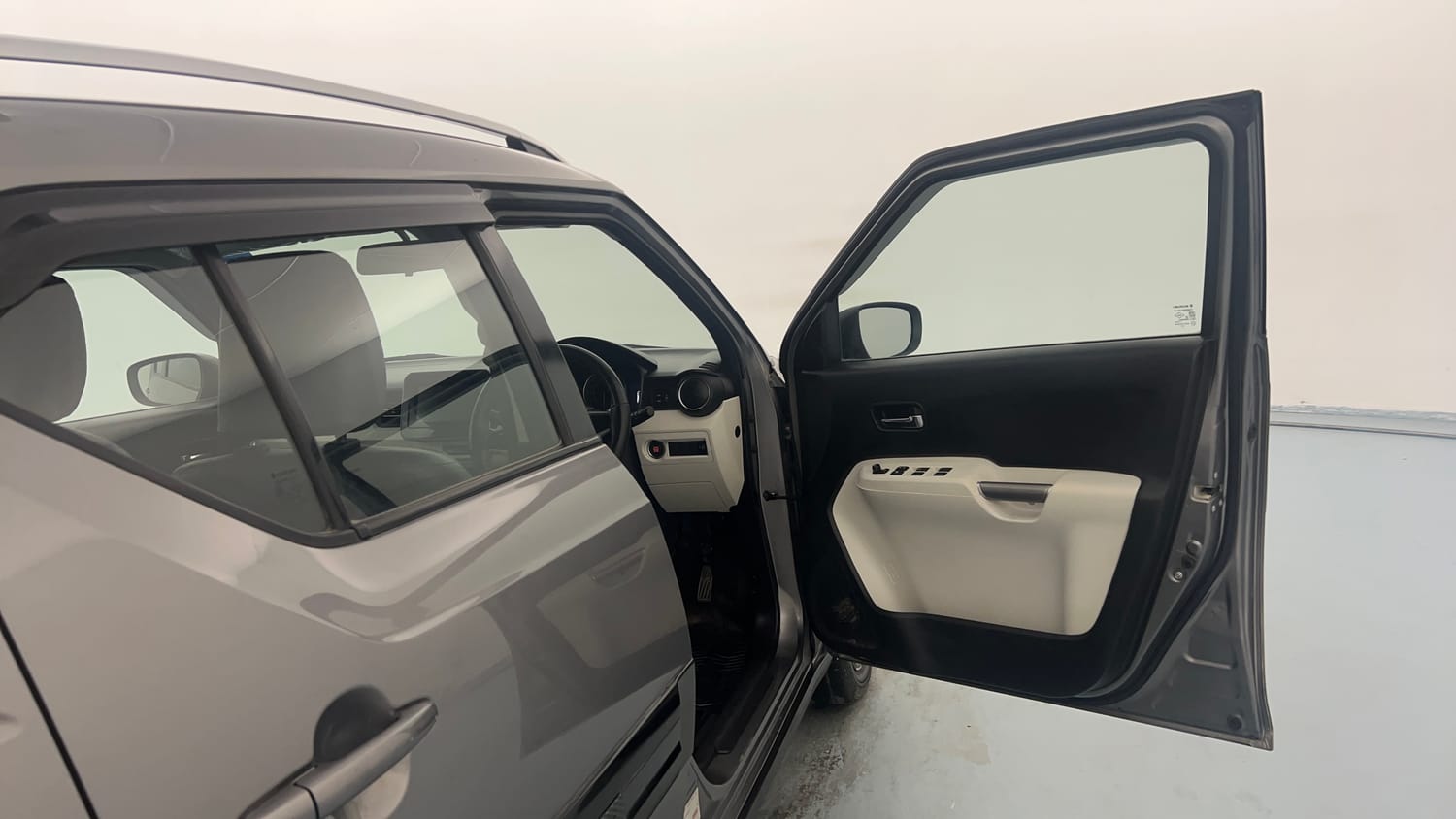 Used 2022 Maruti Suzuki Ignis Zeta 1.2 MT Petrol Manual interior RIGHT FRONT DOOR OPEN VIEW