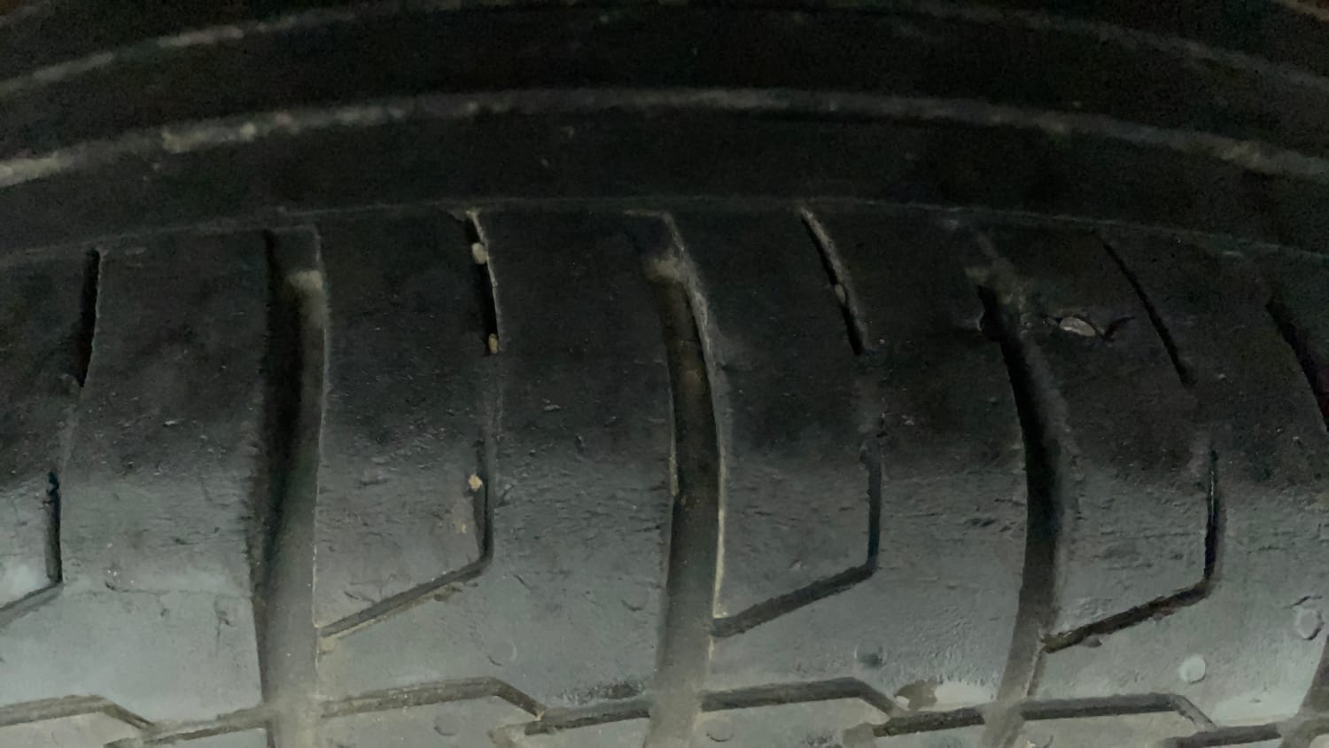Used 2024 Hyundai Creta 1.5 MPi Petrol MT S Petrol Manual tyres LEFT FRONT TYRE TREAD VIEW