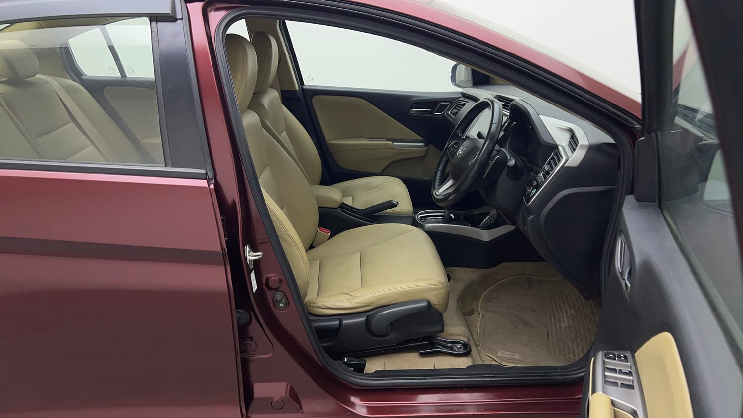 Used 2017 Honda City ZX CVT Petrol Petrol Automatic interior RIGHT SIDE FRONT DOOR CABIN VIEW