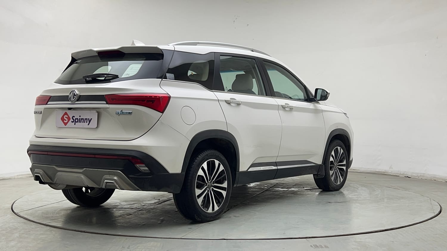 Used 2022 MG Motors Hector Sharp 1.5 Petrol Turbo Hybrid MT Hybrid Manual exterior RIGHT REAR CORNER VIEW