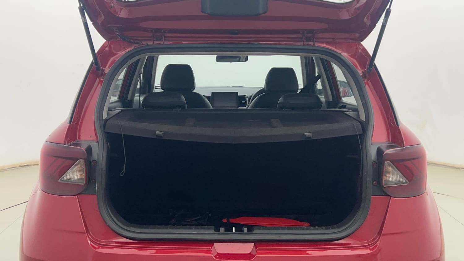 Used 2019 hyundai Venue SX 1.0 Turbo Petrol Petrol Manual interior DICKY INSIDE VIEW