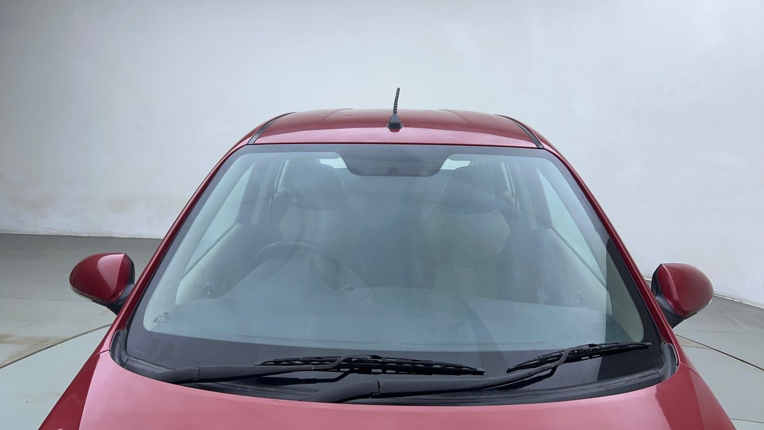 Used 2019 Hyundai Santro Sportz CNG Cng Manual exterior FRONT WINDSHIELD VIEW