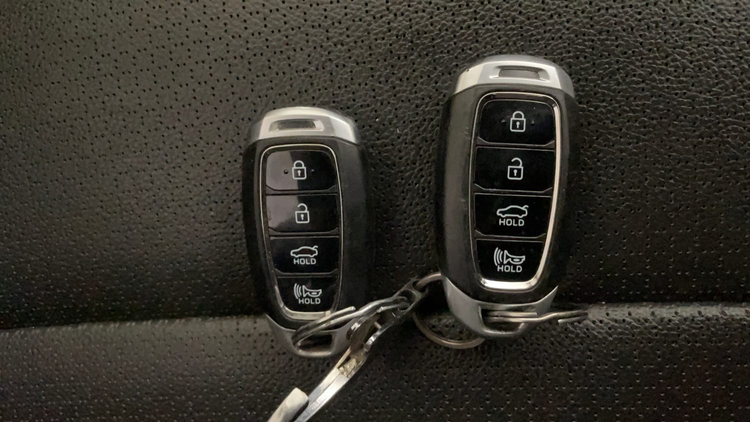 Used 2021 Hyundai Verna SX (O) 1.6 VTVT AT Petrol Automatic extra CAR KEY VIEW