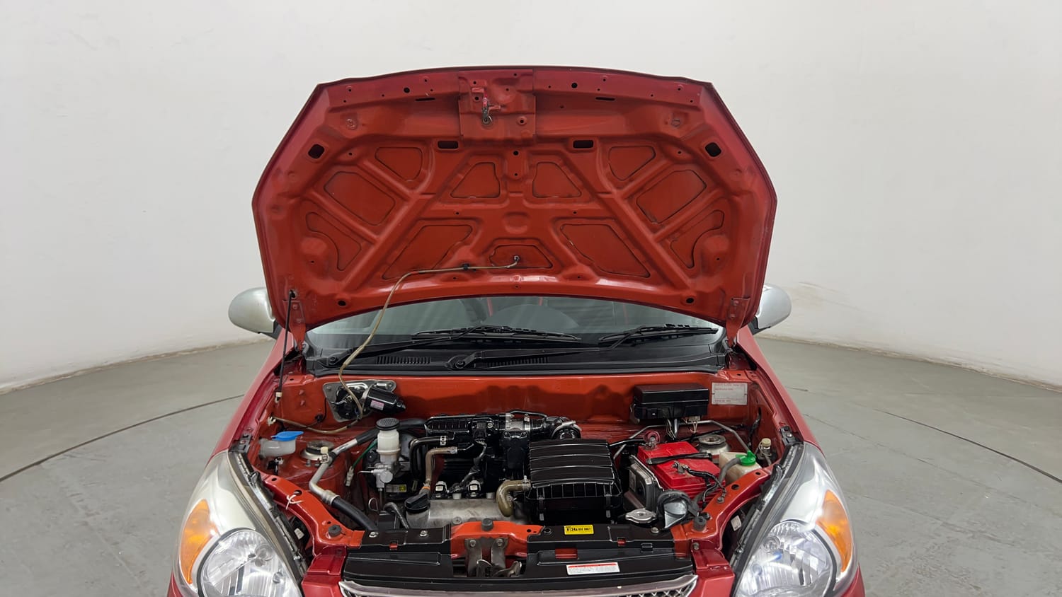 Used 2016 Maruti Suzuki Alto 800 Vxi Petrol Manual engine ENGINE & BONNET OPEN FRONT VIEW