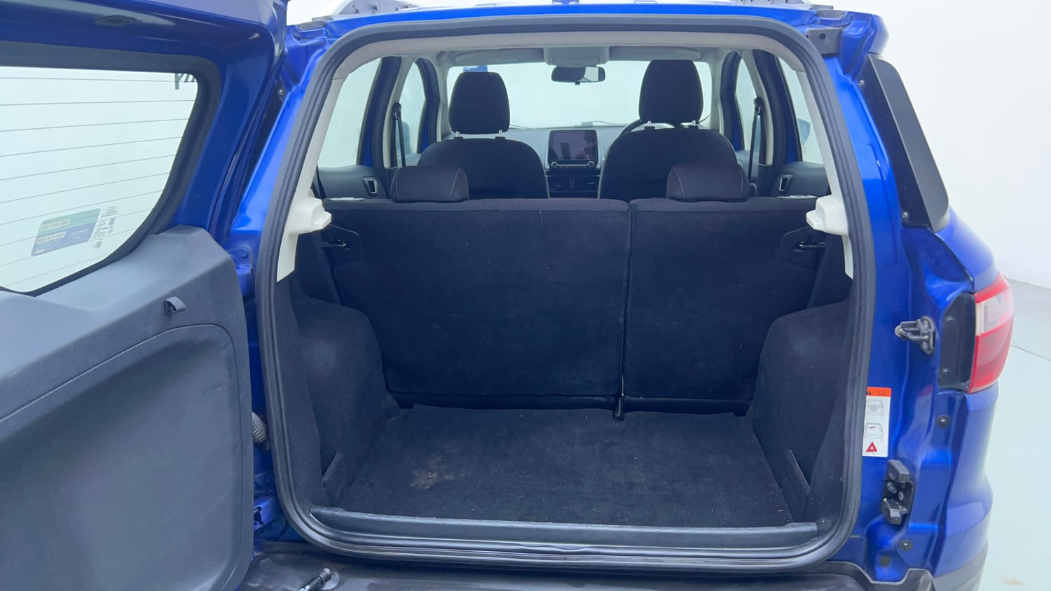 Used 2018 Ford EcoSport Titanium 1.5L Ti-VCT Petrol Manual interior DICKY INSIDE VIEW