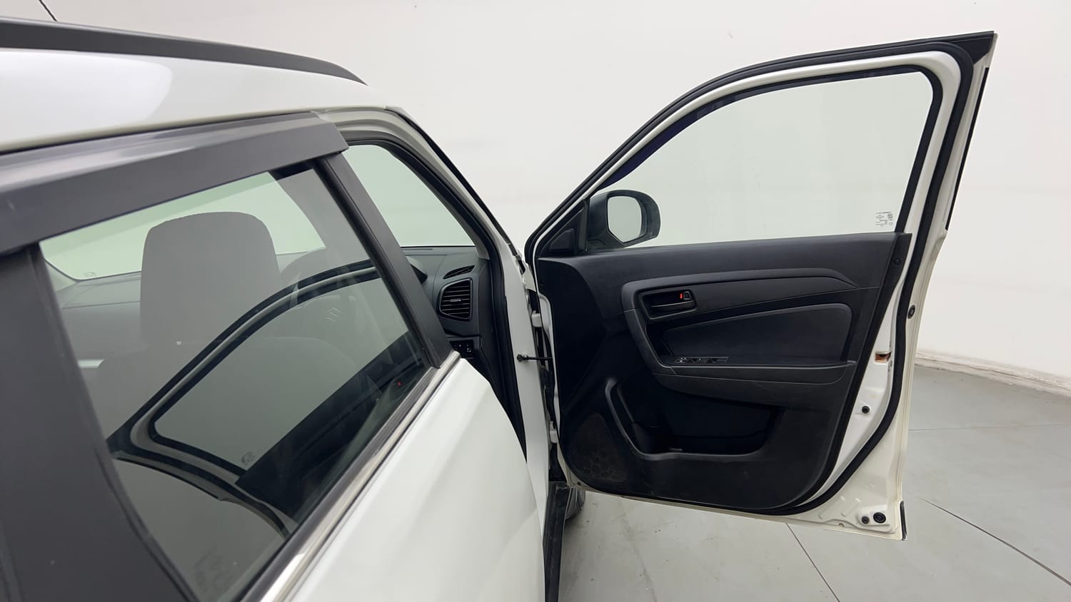 Used 2021 maruti-suzuki Vitara Brezza LXi Petrol Manual interior RIGHT FRONT DOOR OPEN VIEW