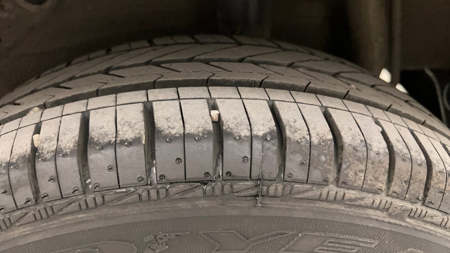 Used 2017 Maruti Suzuki Celerio VXi AMT Petrol Automatic tyres LEFT REAR TYRE TREAD VIEW