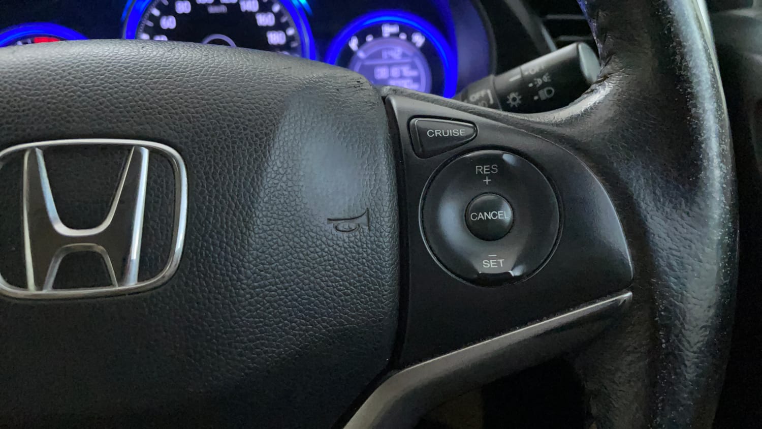 Used 2016 Honda City VX Petrol Manual top_features Cruise control