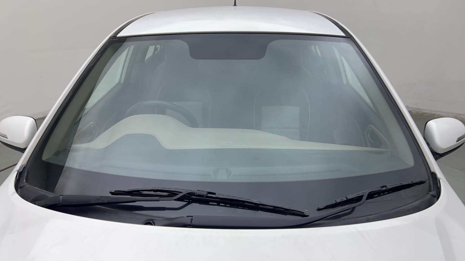 Used 2019 Hyundai Elite i20 Asta 1.2 AT Petrol Automatic exterior FRONT WINDSHIELD VIEW