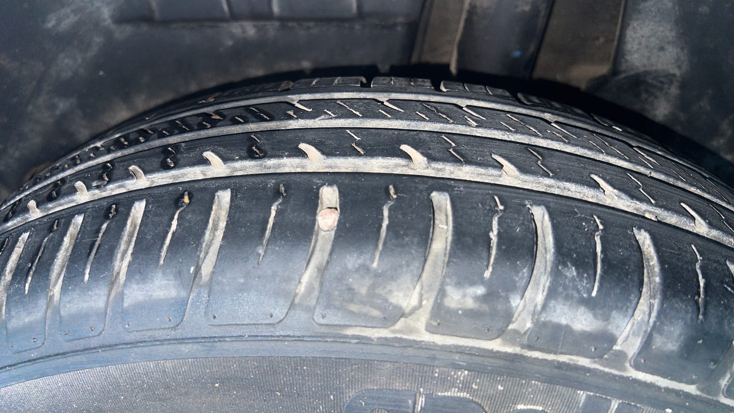 Used 2019 Maruti Suzuki Dzire VXi AMT Petrol Automatic tyres LEFT REAR TYRE TREAD VIEW