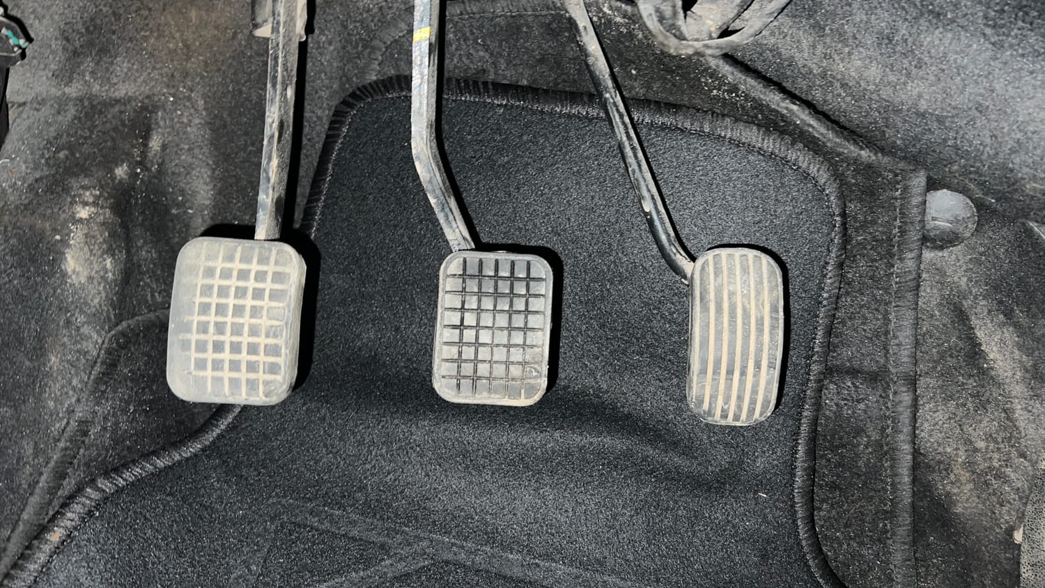 Used 2018 Tata Tiago Revotron XZ Plus Petrol Manual interior PEDALS VIEW