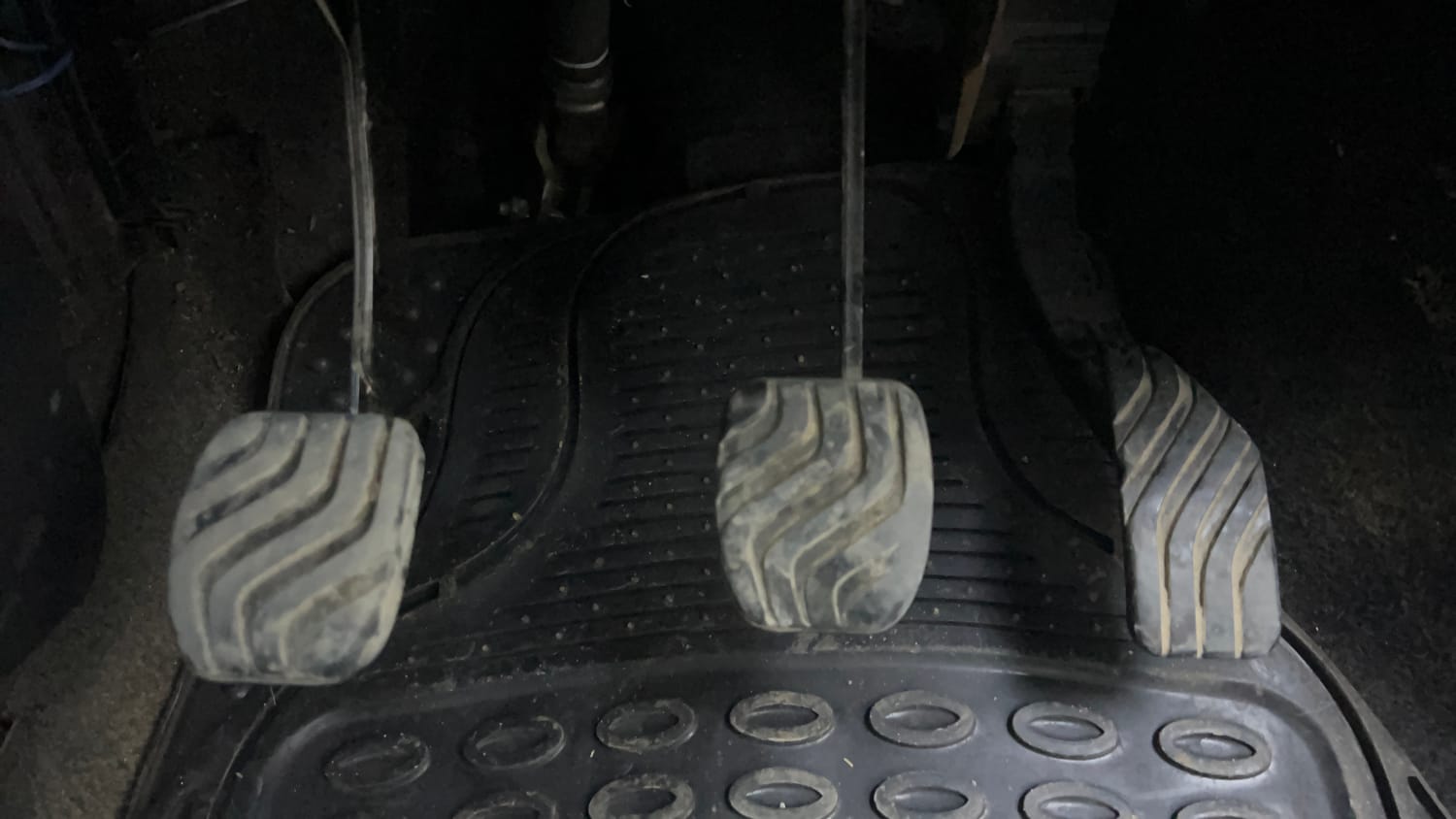 Used 2022 Renault Kwid RXT 1.0 Petrol Manual interior PEDALS VIEW