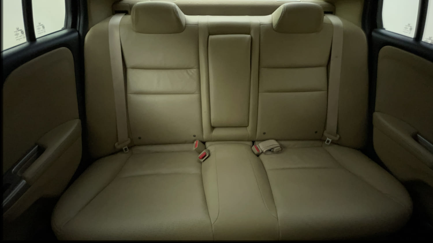 Used 2016 Honda City VX Petrol Manual interior REAR SEAT CONDITION VIEW