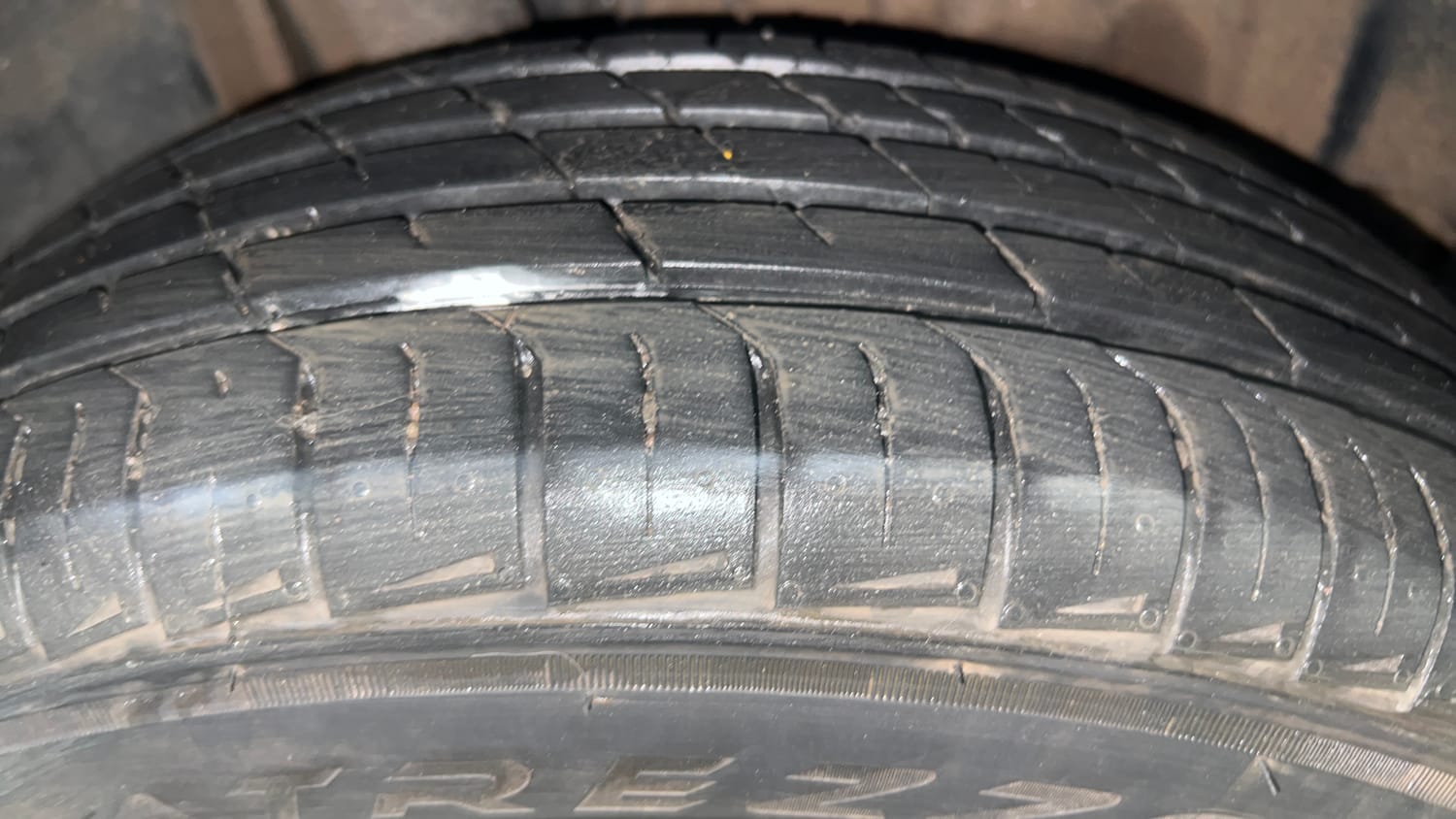 Used 2025 Toyota Glanza E Petrol Manual tyres RIGHT REAR TYRE TREAD VIEW