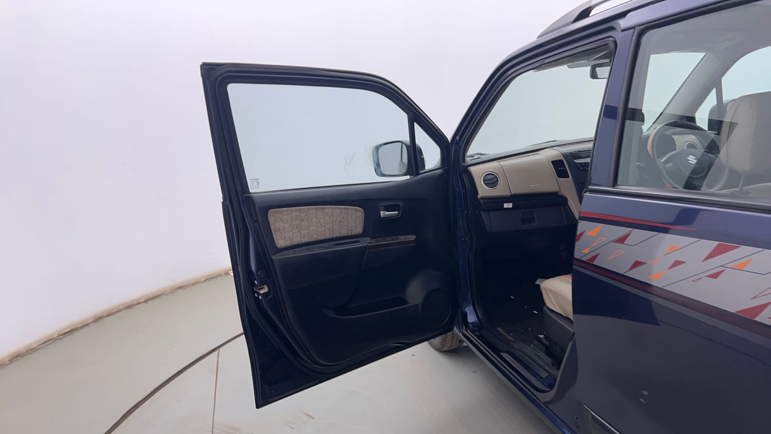 Used 2019 Maruti Suzuki Wagon R 1.0 VXI AMT Petrol Automatic interior LEFT FRONT DOOR OPEN VIEW