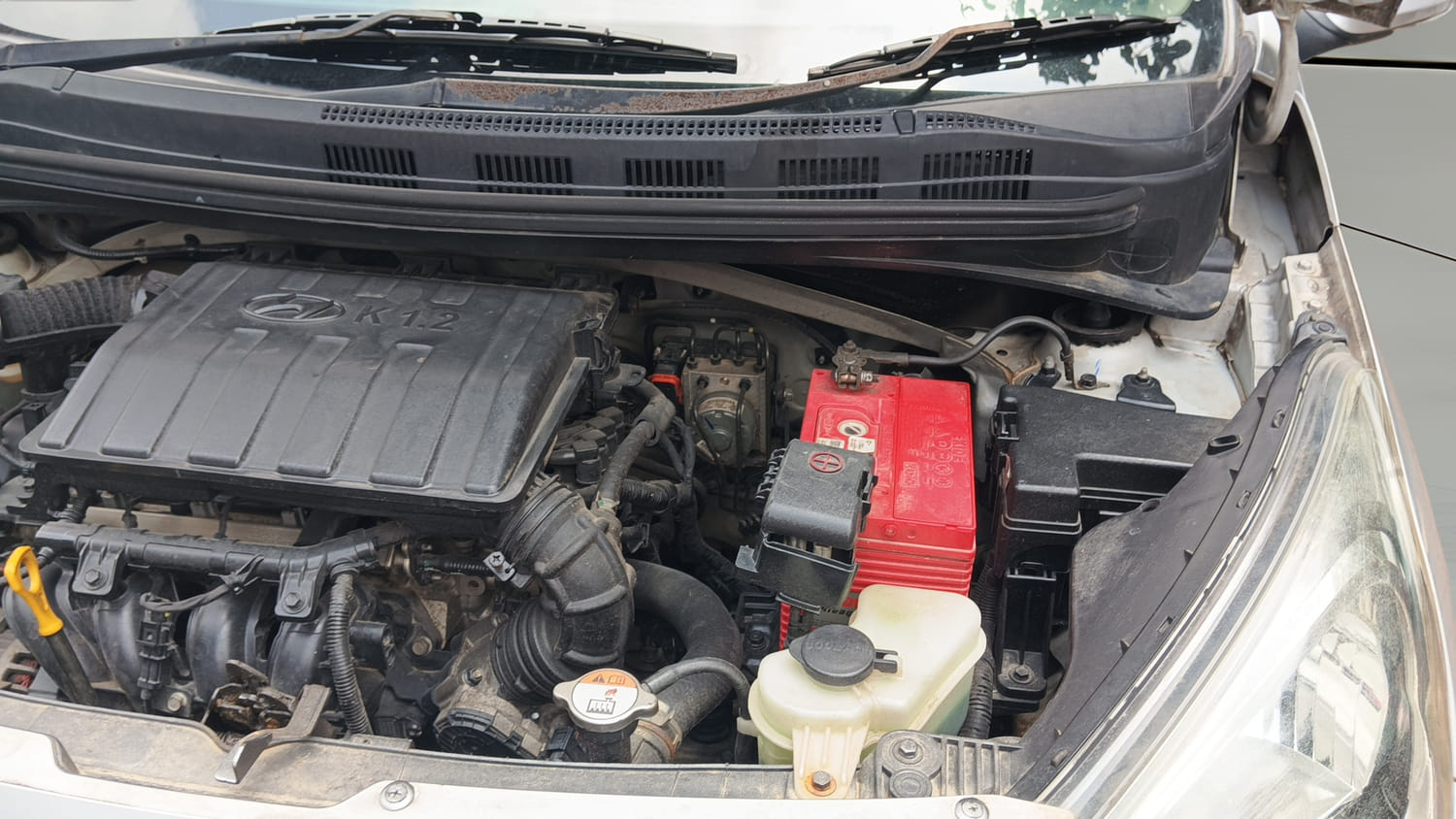 Used 2015 Hyundai Xcent S 1.2 (O) Petrol Manual engine ENGINE LEFT SIDE VIEW