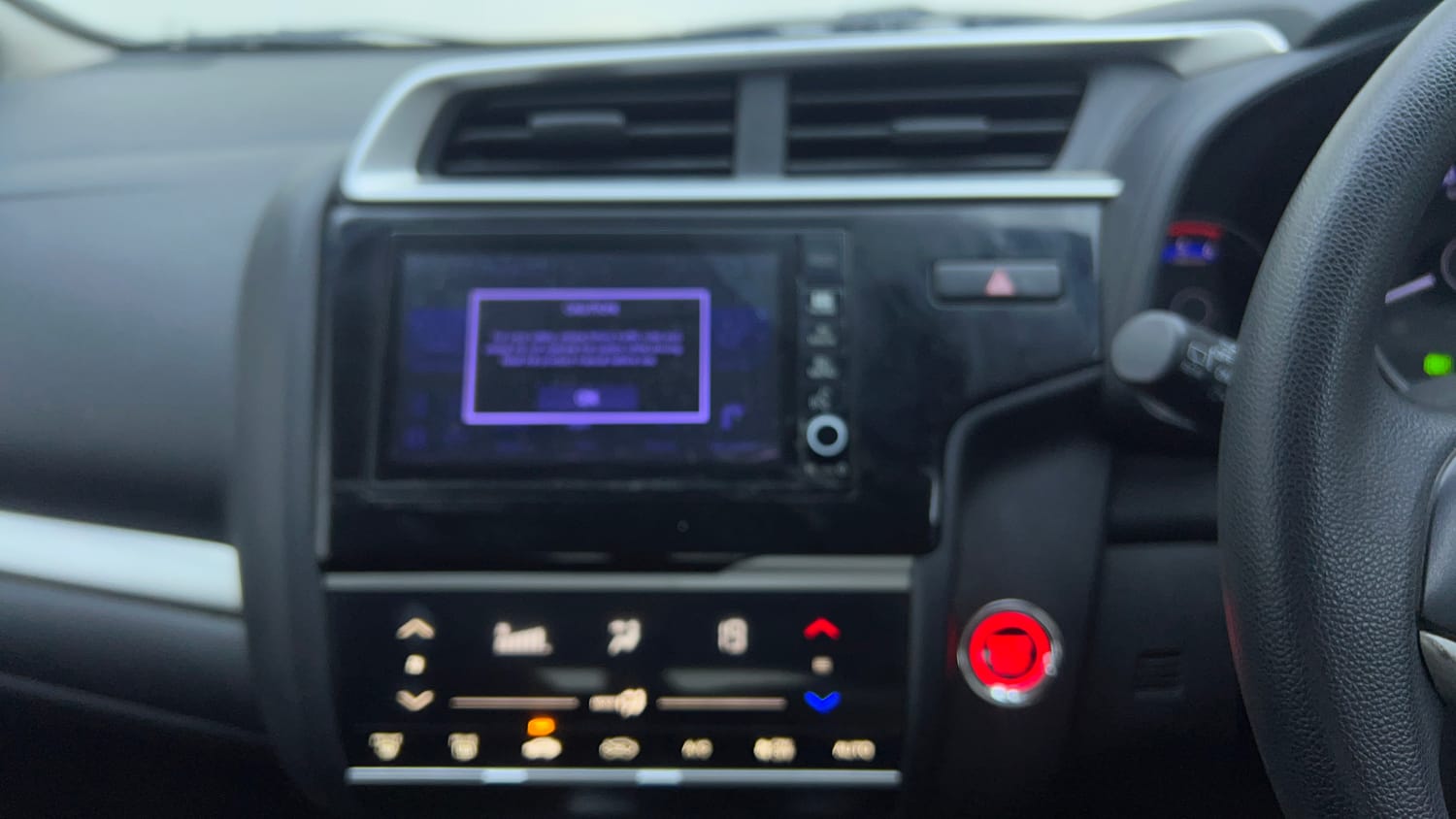 Used 2018 Honda WR-V VX MT Diesel Diesel Manual top_features Integrated (in-dash) music system