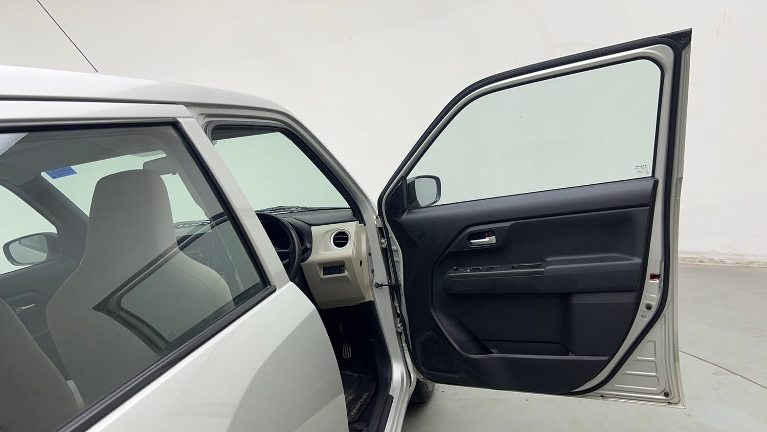 Used 2019 Maruti Suzuki Wagon R VXi 1.0 Petrol Manual interior RIGHT FRONT DOOR OPEN VIEW