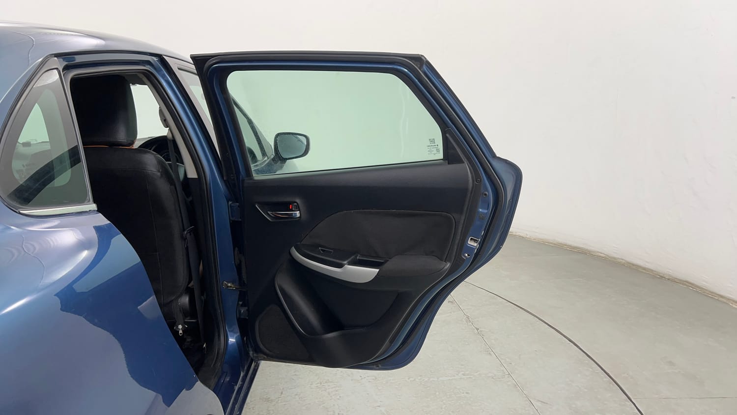 Used 2016 Maruti Suzuki Baleno Zeta 1.2 Petrol Manual interior RIGHT REAR DOOR OPEN VIEW