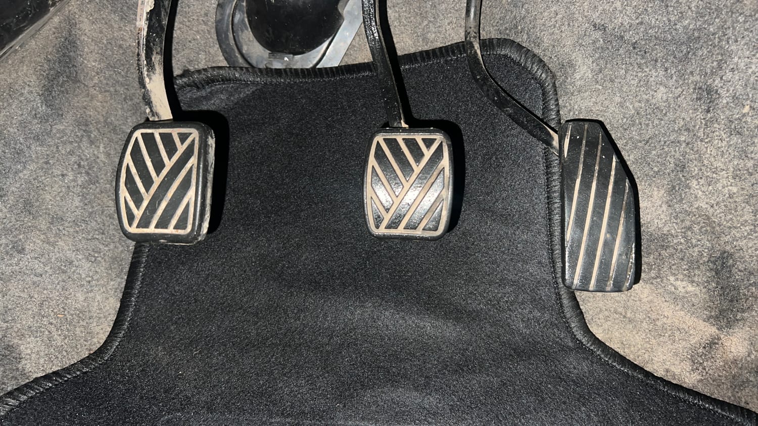 Used 2012 Maruti Suzuki Wagon R LXi Petrol Manual interior PEDALS VIEW