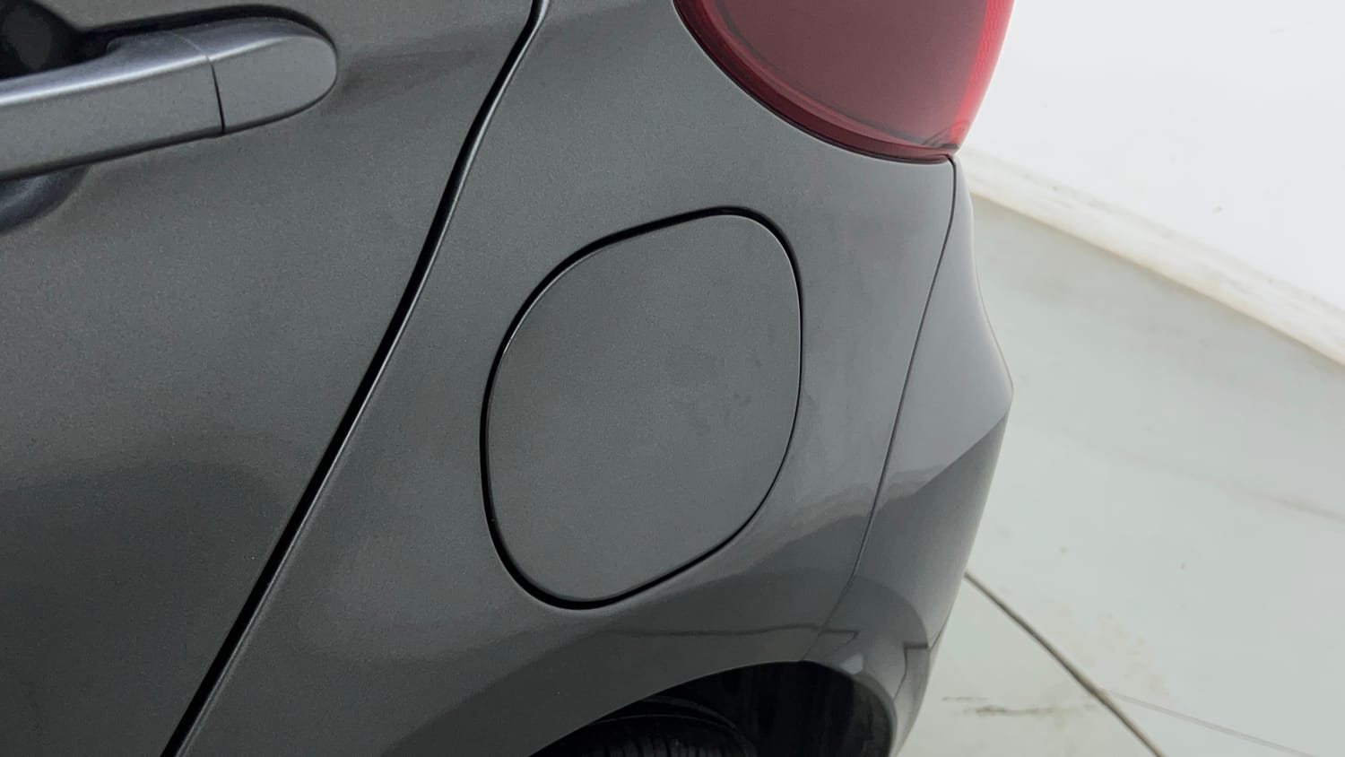 Used 2026 Tata Tiago EV XT Medium Range Electric Automatic dents MINOR SCRATCH