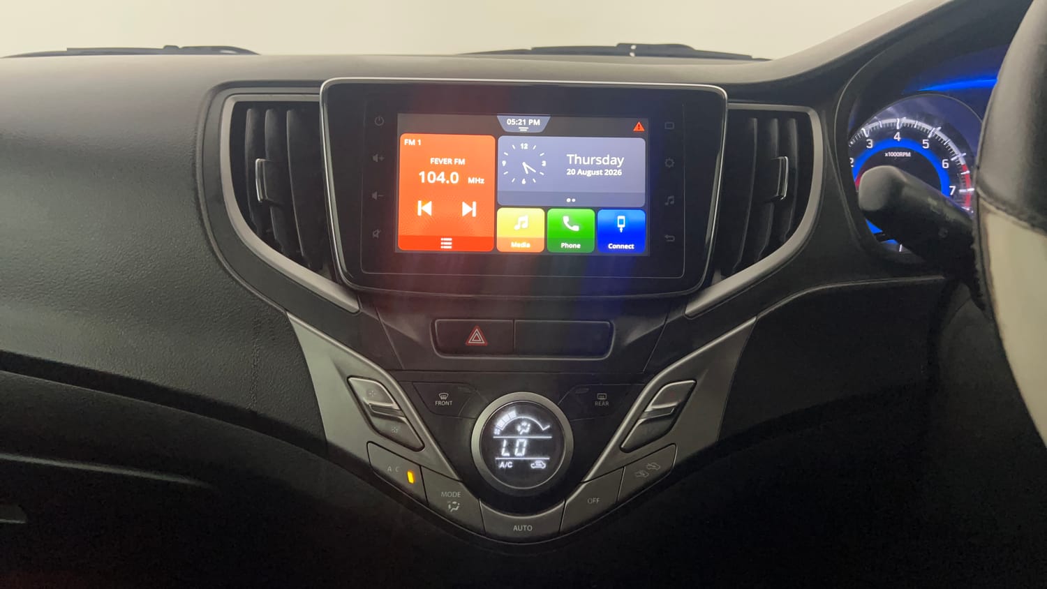 Used 2020 Maruti Suzuki Baleno Alpha Petrol Manual interior MUSIC SYSTEM & AC CONTROL VIEW